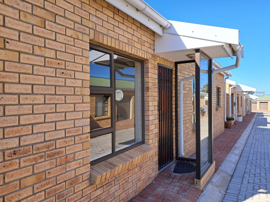 2 Bedroom Property for Sale in Jeffreys Bay Central Eastern Cape